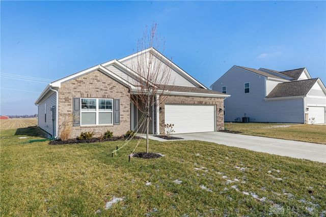 1109 Honeydew Drive, Tipp City, OH 45371