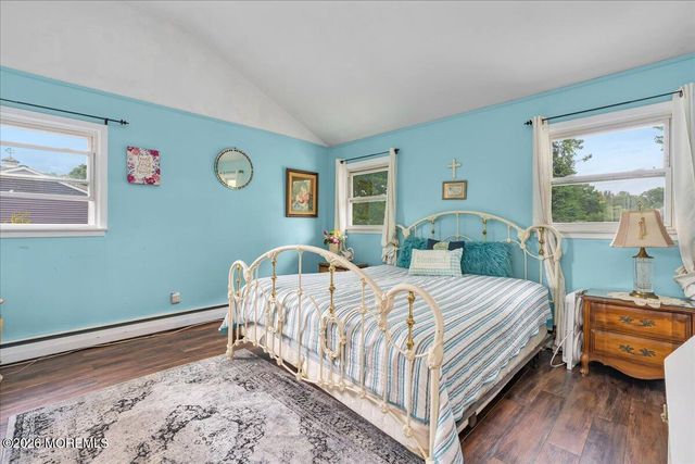 83 Walnut Ave Avenue, Red Bank, NJ 07701