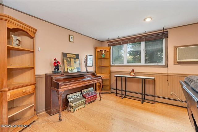83 Walnut Ave Avenue, Red Bank, NJ 07701