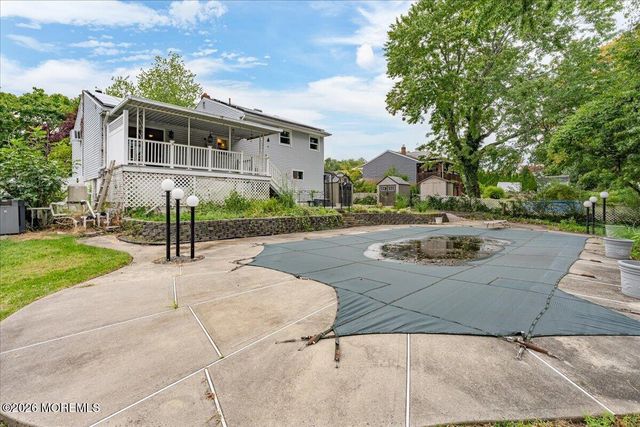 83 Walnut Ave Avenue, Red Bank, NJ 07701