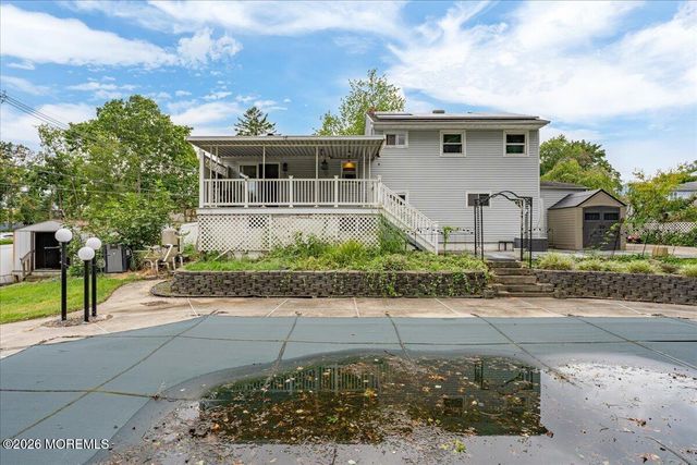 83 Walnut Ave Avenue, Red Bank, NJ 07701