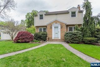 61 Rose Street, Cresskill, NJ 07626