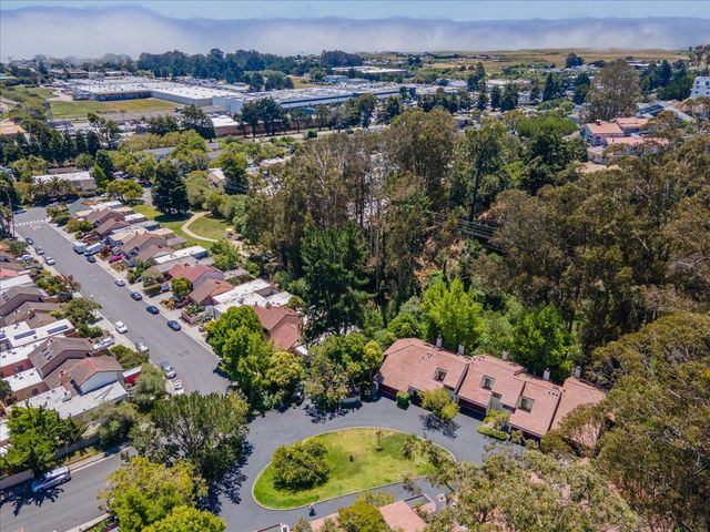1700 Escalona Drive K, Santa Cruz, CA 95060