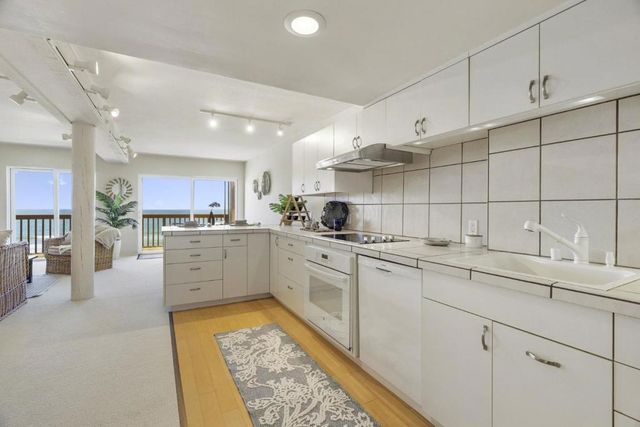 392 Oceanview Drive, La Selva Beach, CA 95076