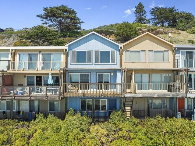 392 Oceanview Drive, La Selva Beach, CA 95076