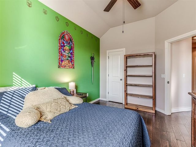 3716 Oakridge Circle, Edmond, OK 73034