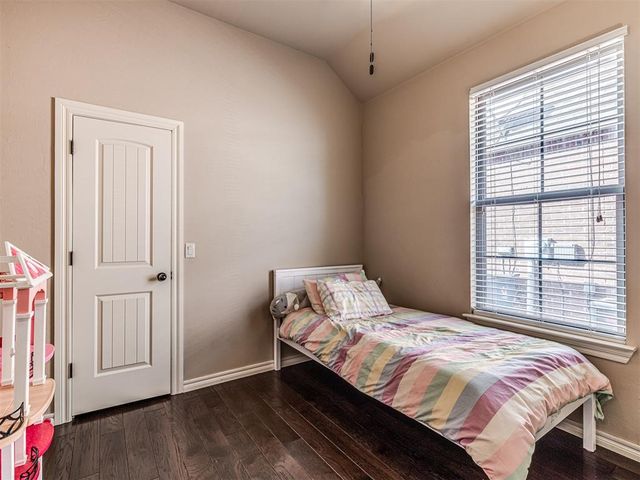 3716 Oakridge Circle, Edmond, OK 73034