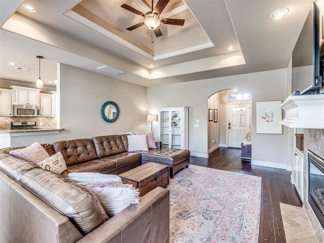 3716 Oakridge Circle, Edmond, OK 73034