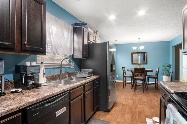 3306 Barretts Ridge Dr, Murfreesboro, TN 37130