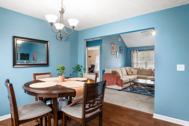 3306 Barretts Ridge Dr, Murfreesboro, TN 37130