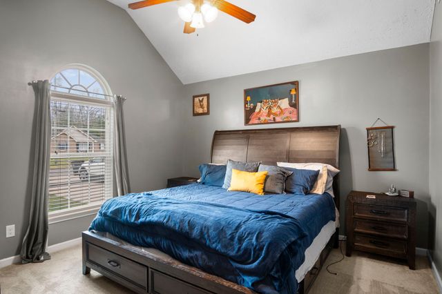 3306 Barretts Ridge Dr, Murfreesboro, TN 37130