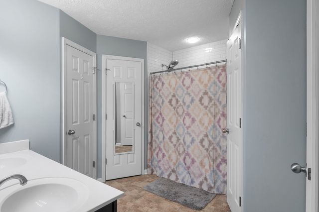 3306 Barretts Ridge Dr, Murfreesboro, TN 37130