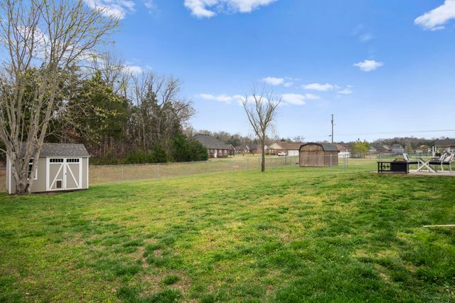 3306 Barretts Ridge Dr, Murfreesboro, TN 37130