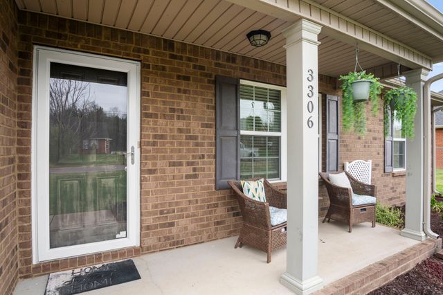 3306 Barretts Ridge Dr, Murfreesboro, TN 37130
