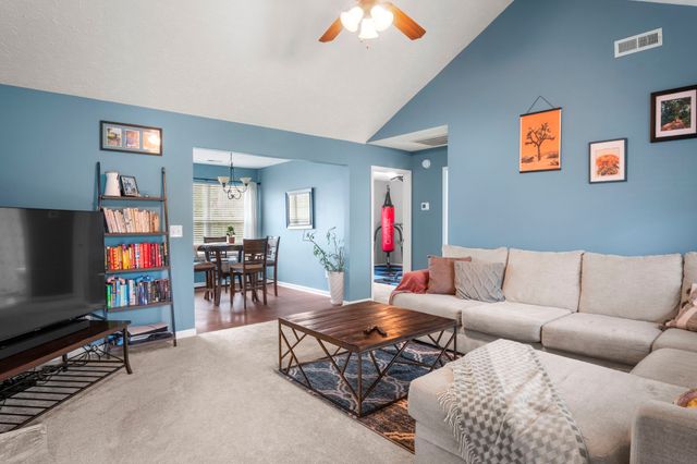 3306 Barretts Ridge Dr, Murfreesboro, TN 37130