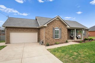 3306 Barretts Ridge Dr, Murfreesboro, TN 37130