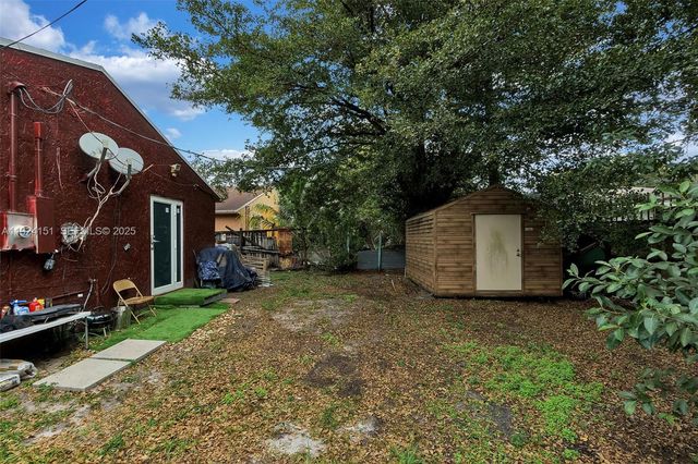 2390 Superior St, Opa-locka, FL 33054