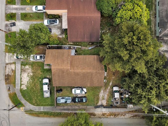 2390 Superior St, Opa-locka, FL 33054