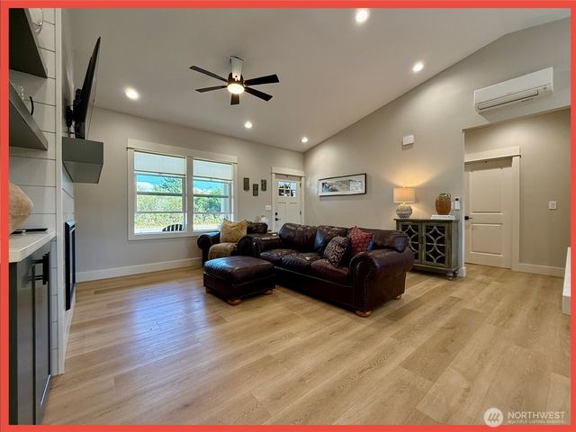 247 Clover Creek Avenue NW, Ocean Shores, WA 98569