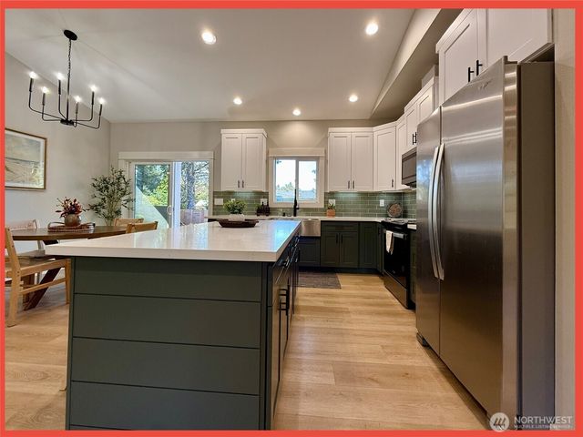 247 Clover Creek Avenue NW, Ocean Shores, WA 98569