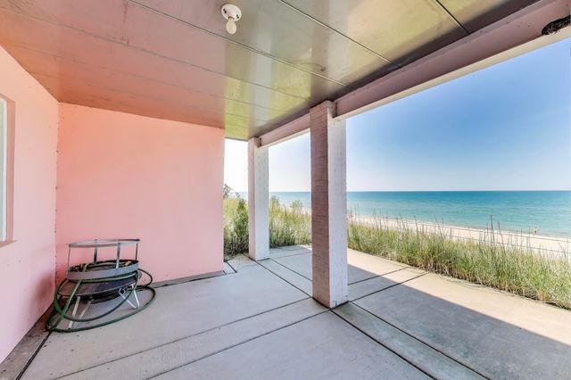 250 W Lake Front Drive W, Beverly Shores, IN 46301