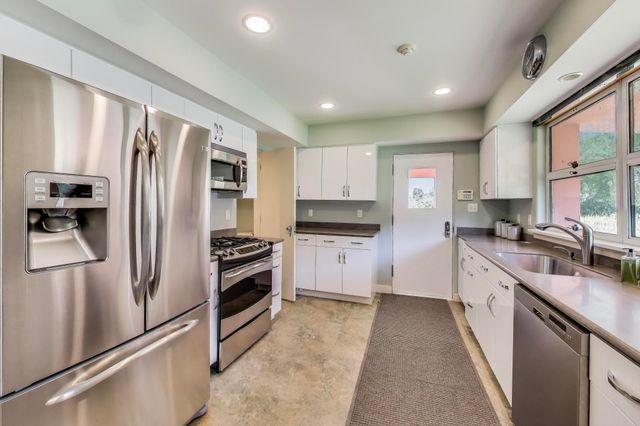 250 W Lake Front Drive W, Beverly Shores, IN 46301