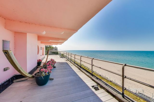 250 W Lake Front Drive W, Beverly Shores, IN 46301