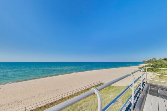 250 W Lake Front Drive W, Beverly Shores, IN 46301