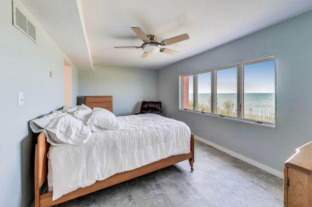 250 W Lake Front Drive W, Beverly Shores, IN 46301