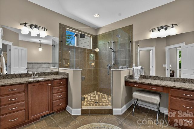 323 Fennel Dun Circle, Biltmore Lake, NC 28715