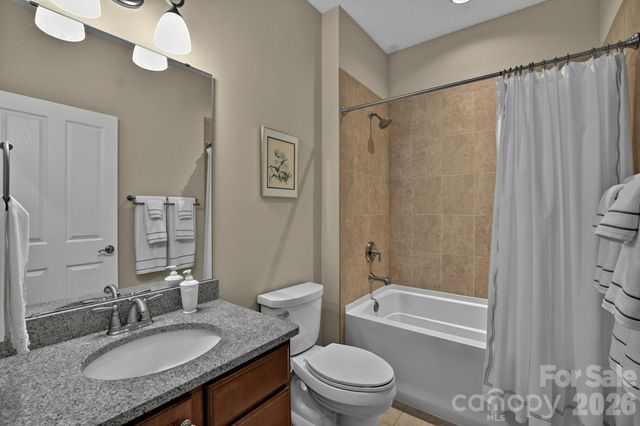 323 Fennel Dun Circle, Biltmore Lake, NC 28715