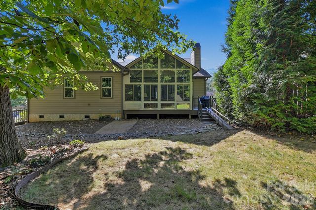 323 Fennel Dun Circle, Biltmore Lake, NC 28715