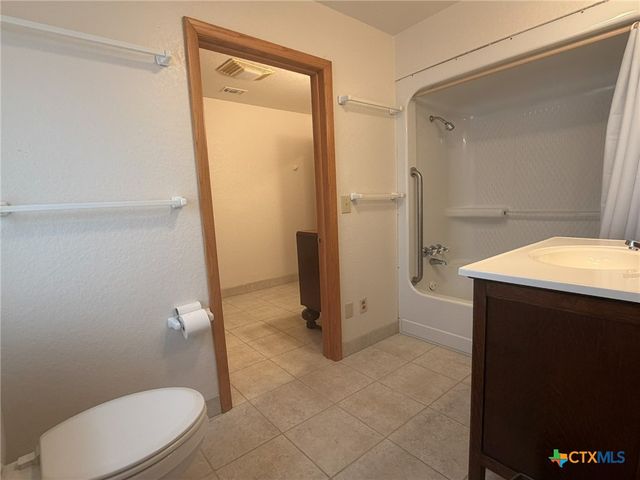 442 Tailwind Drive, Seguin, TX 78155