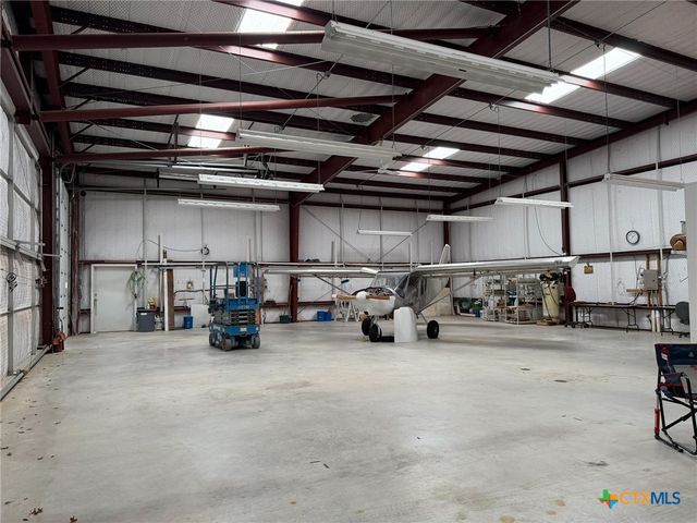 442 Tailwind Drive, Seguin, TX 78155