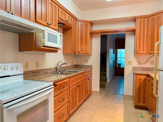 442 Tailwind Drive, Seguin, TX 78155