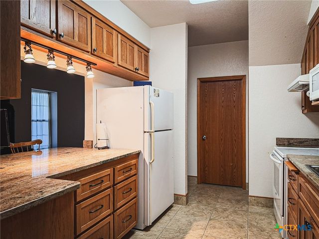 442 Tailwind Drive, Seguin, TX 78155