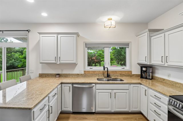 4714 148th Street, Urbandale, IA 50323
