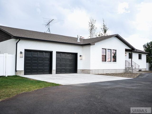 2303 W 3000 N, Rexburg, ID 83440