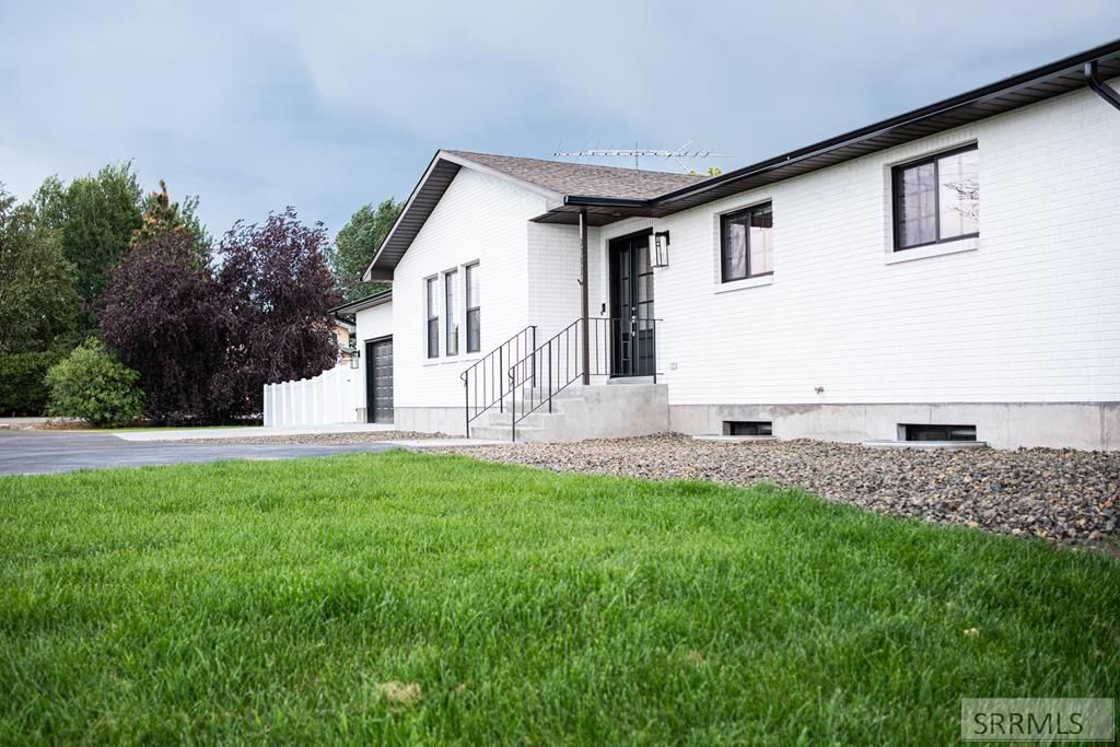 2303 W 3000 N, Rexburg, ID 83440
