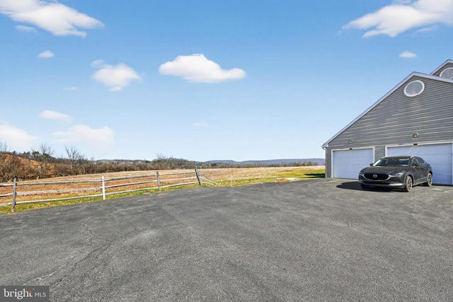 115 PRIMROSE LN, Wyomissing, PA 19610