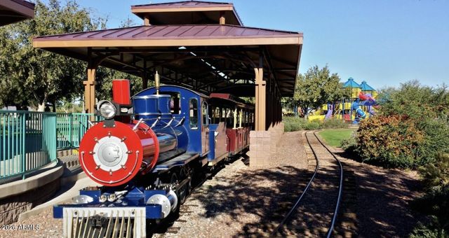 3824 W DESERT CREEK Lane, Phoenix, AZ 85086