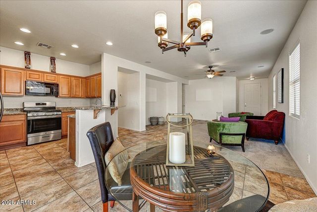 3824 W DESERT CREEK Lane, Phoenix, AZ 85086