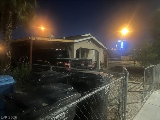 814 F Street, Las Vegas, NV 89106
