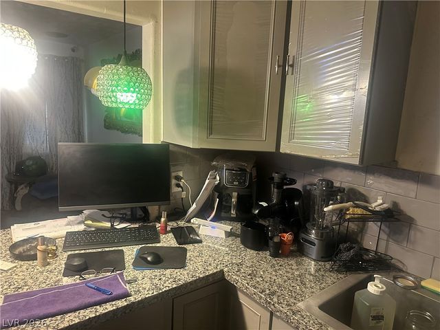 814 F Street, Las Vegas, NV 89106