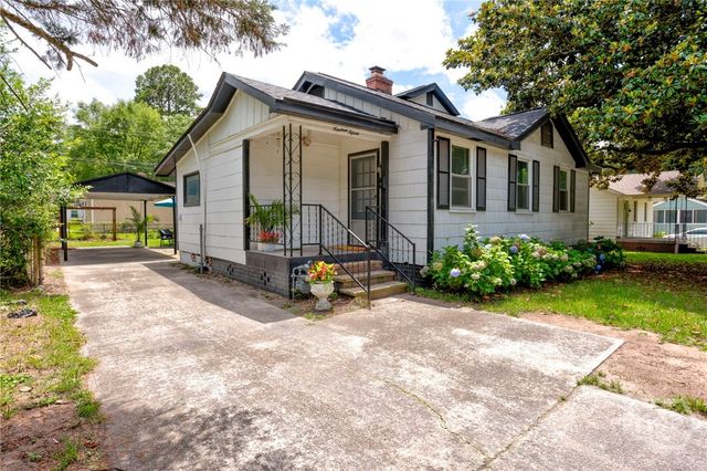 1915 Hawthorne Street, Savannah, GA 31404