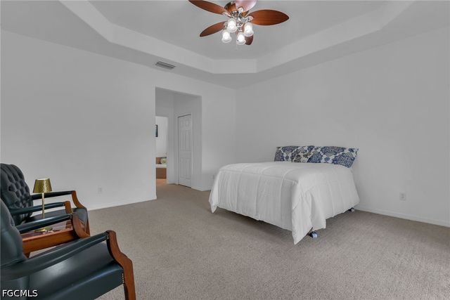3807 Recreation LN, Naples, FL 34116