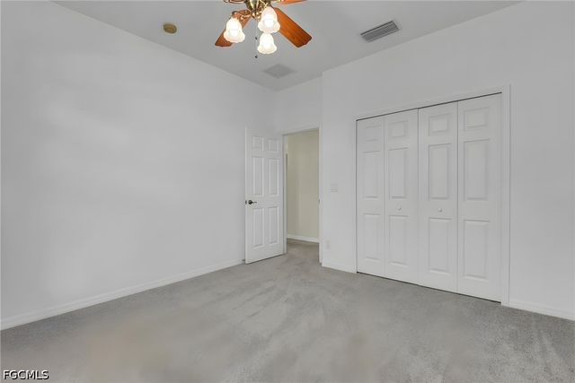3807 Recreation LN, Naples, FL 34116