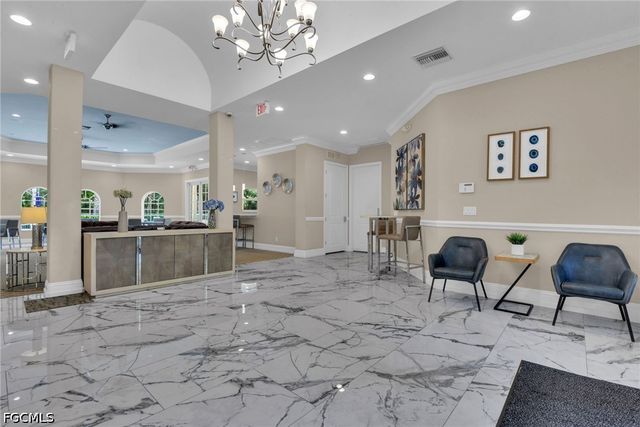 3807 Recreation LN, Naples, FL 34116