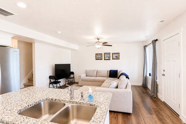 88 E GINGER GOLD RD, Santaquin, UT 84655