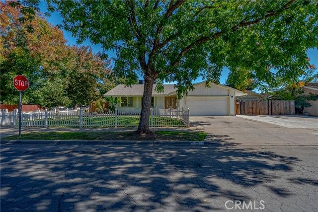 2988 Bedford, Merced, CA 95340